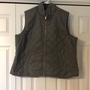 Quilted light weight vest